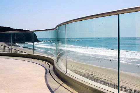 u-curved-outdoor-railing-aluminium-nirosta-hand-grip